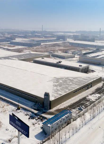 暴雪中的世界最大被動(dòng)式工廠