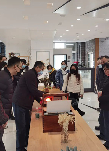 哈爾濱設計院到訪森鷹窗業(yè)，探索建筑節(jié)能領域合作