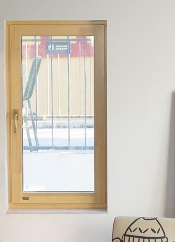 白色，隱藏了很多秘密